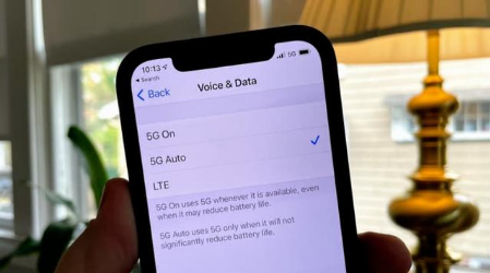 五桂山街道苹果手机维修分享iPhone 12如何打开或关闭5G网络 